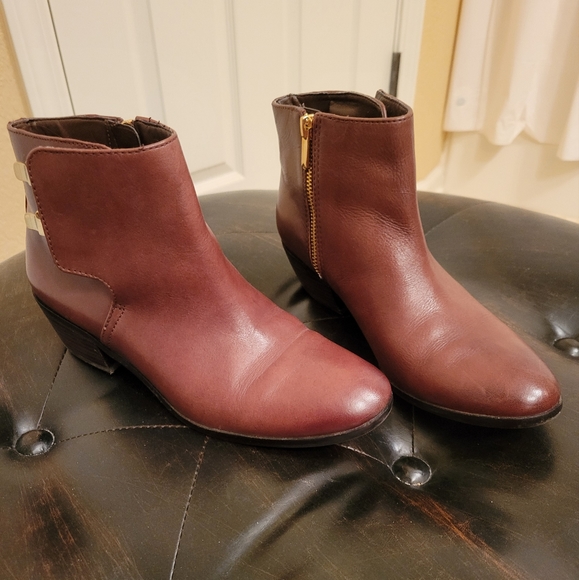Booties - Picture 1 of 6